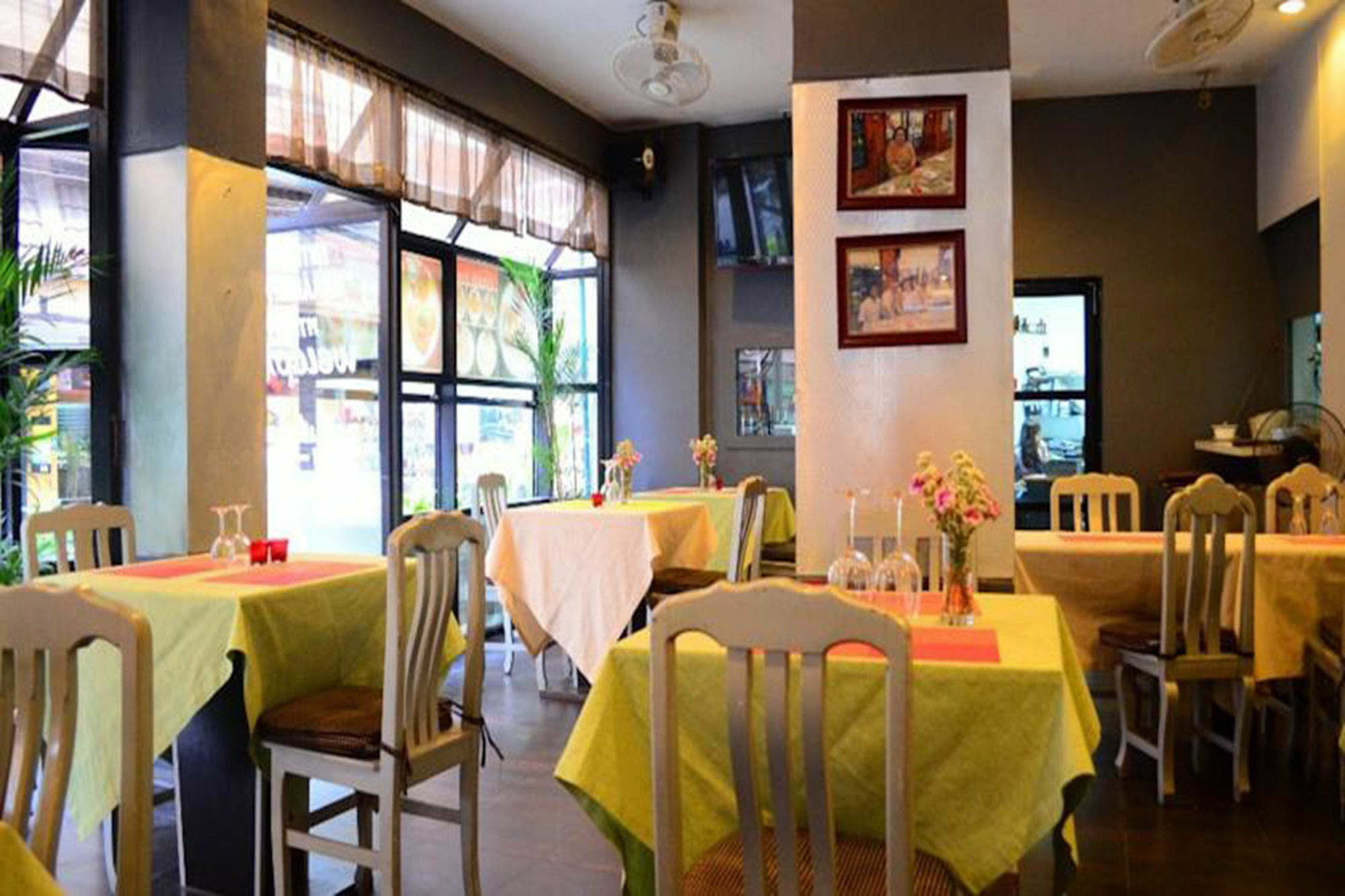 Best Corner Pattaya Luaran gambar